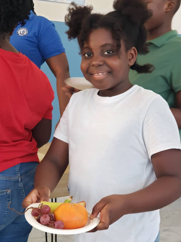 Photo buttons British International School, Dakar